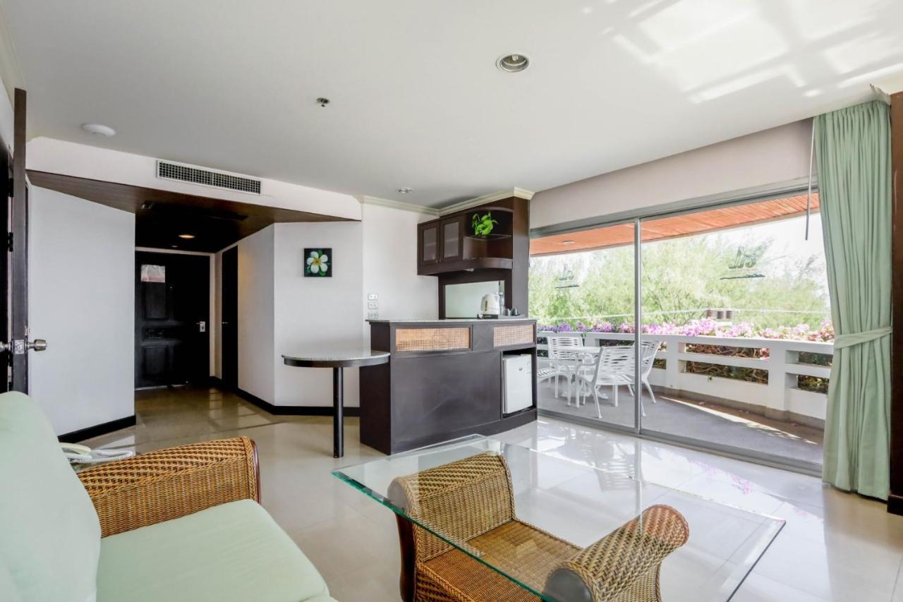 Two-Bedroom Suite,1022749486:JPEG